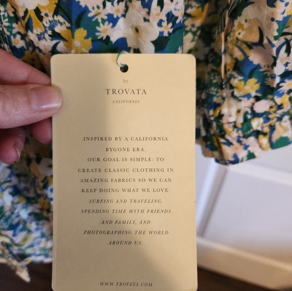 NWT Birds of Paradis by Trovata Short Sleeve Cotton and Silk Blouse Size Large - Picture 6 of 13